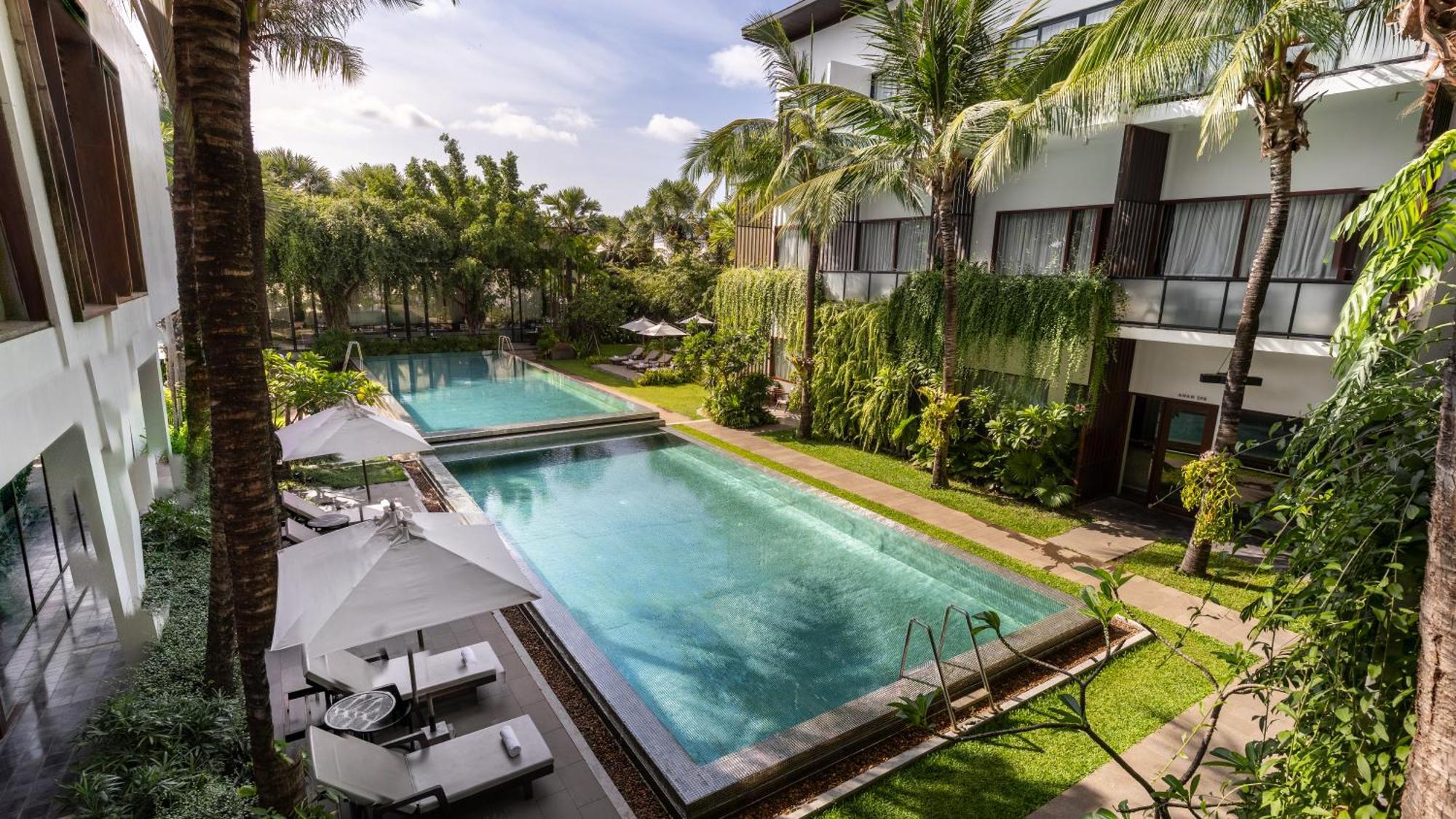 Shintana Saya La Maison シェムリアップ エクステリア 写真 The pool at the hotel